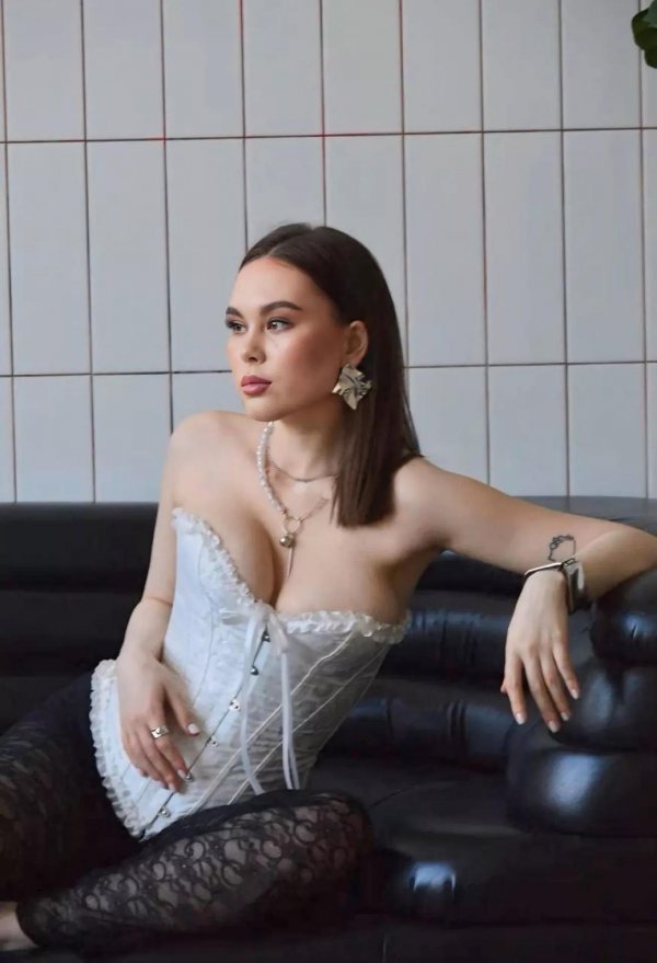 thumb_1654110_1920_1920_0_0_fit (1).jpg